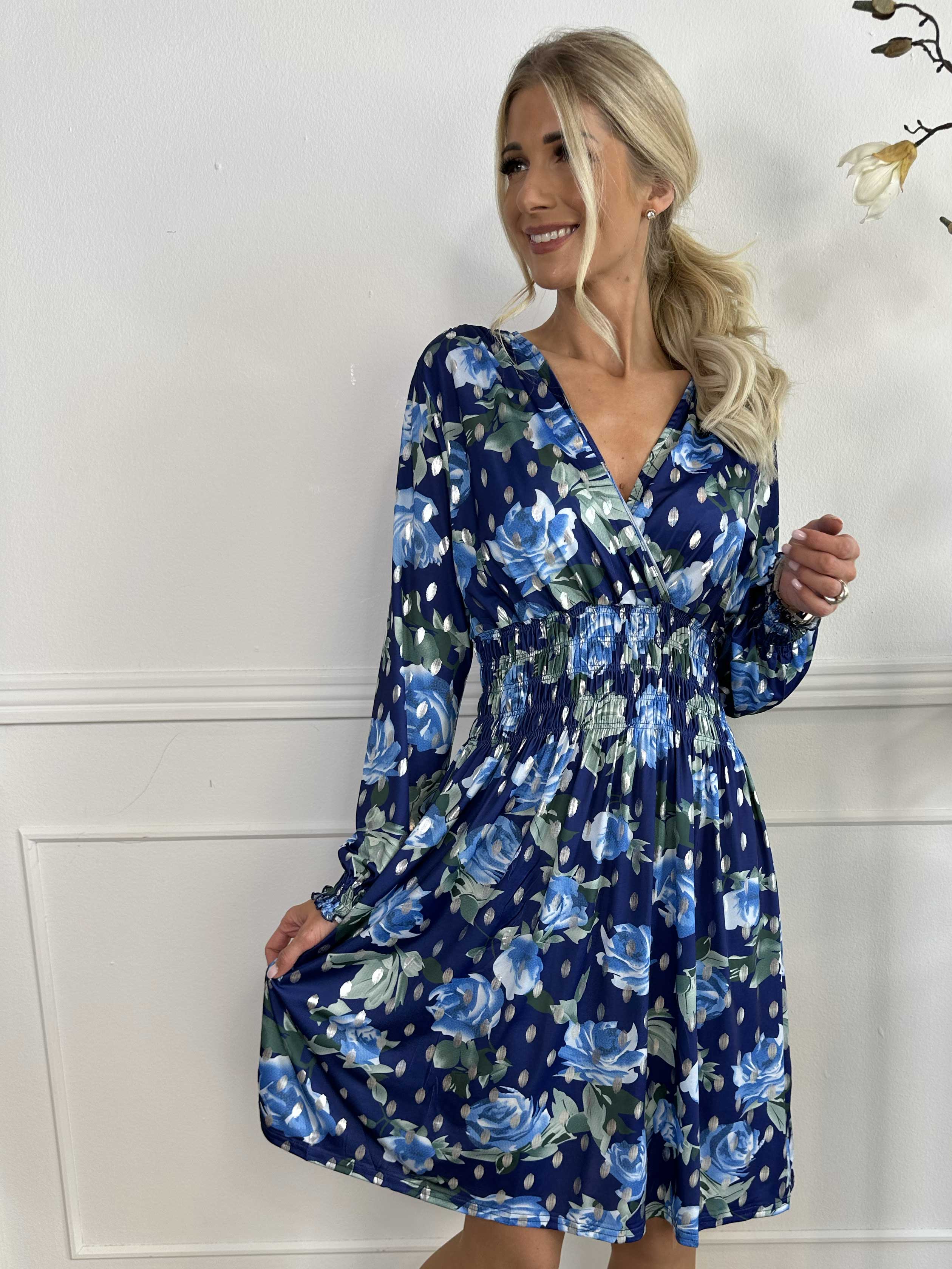 Pams Blossom Short L/S - Elastisk kjole i krølfrit stof med sølv detaljer